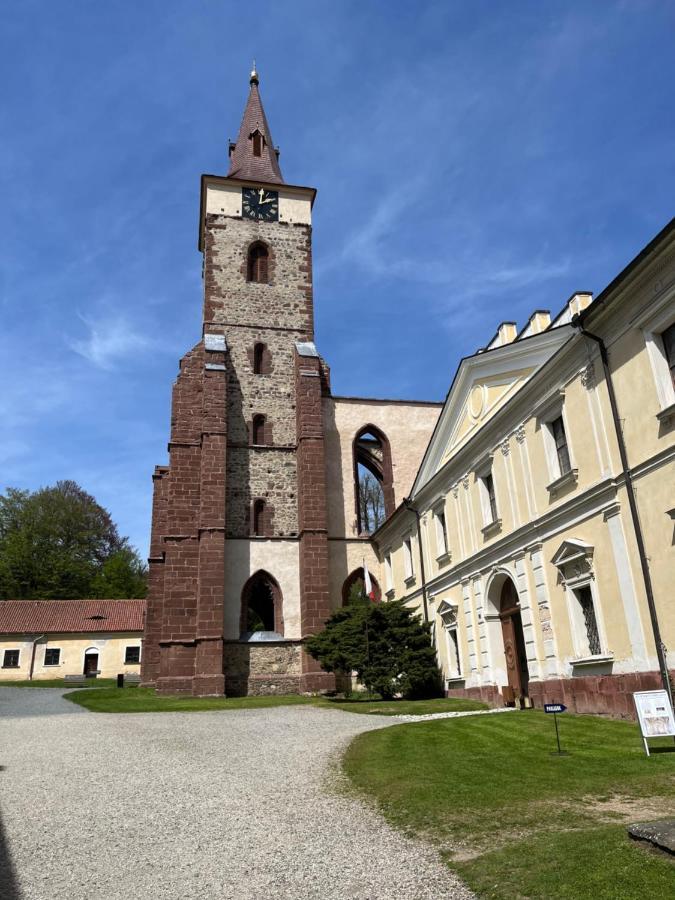 Apartmany U Reky Sazava Buitenkant foto